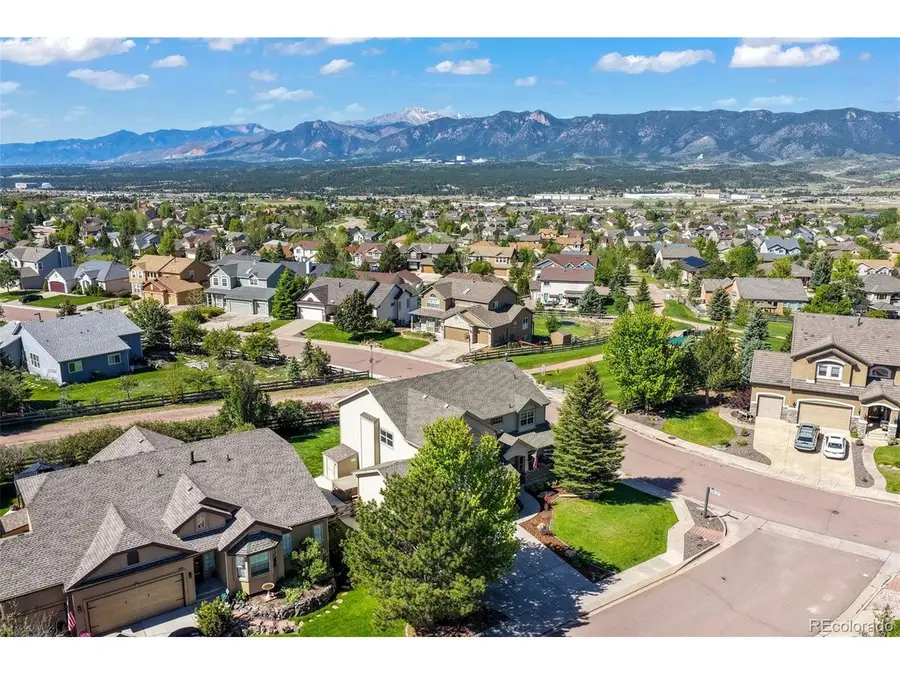 199 Walters Creek Dr, Monument, CO 80132 - #2