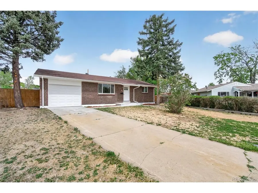 7620 Acoma Ct, Denver, CO 80221 - #2