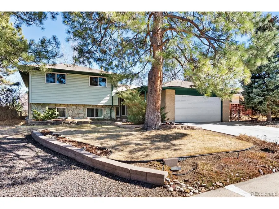 660 Cody St, Lakewood, CO 80215 - #2