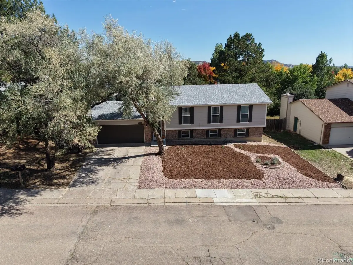 6385 Cripple Creek Ln, Colorado Springs, CO 80919 - #1