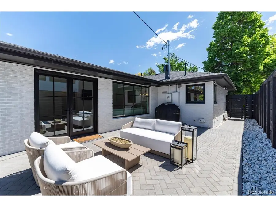 1065 S Monroe St, Denver, CO 80209 - #2