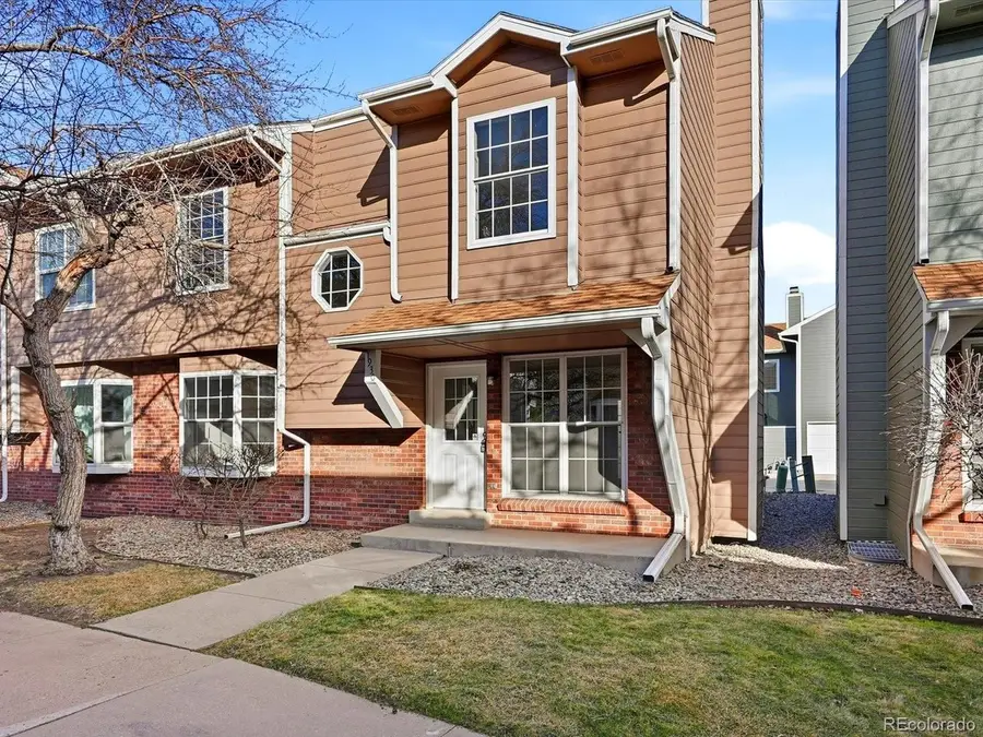 1930 S Balsam St, Lakewood, CO 80227 - #3