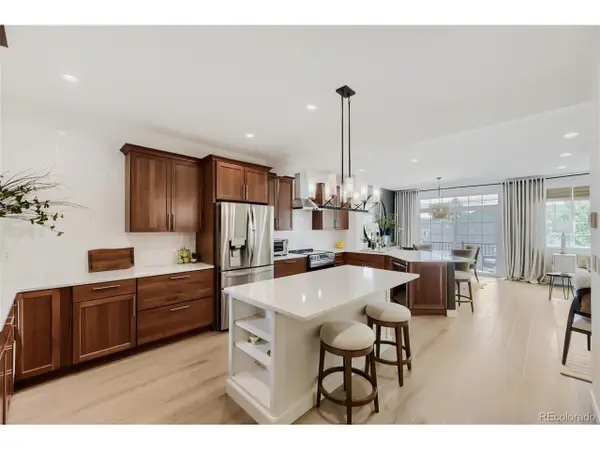 2943 Mount Royal Dr, Castle Rock, CO 80104