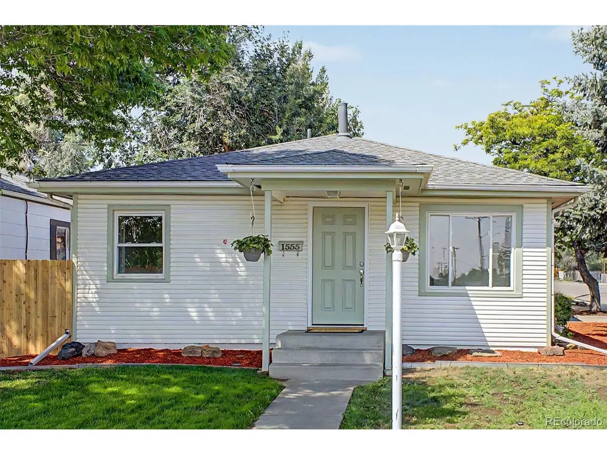 1555 N Monroe Ave, Loveland, CO 80538 - #1