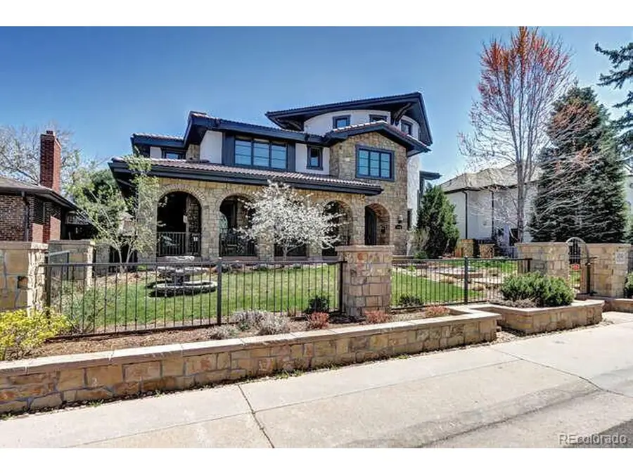 1030 S Adams St, Denver, CO 80209 - #2