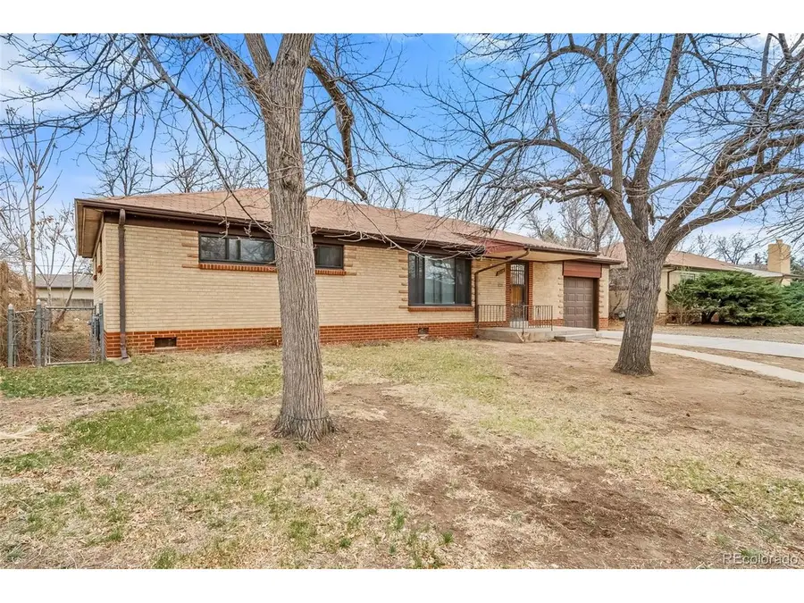 2228 Newark St, Aurora, CO 80010 - #3