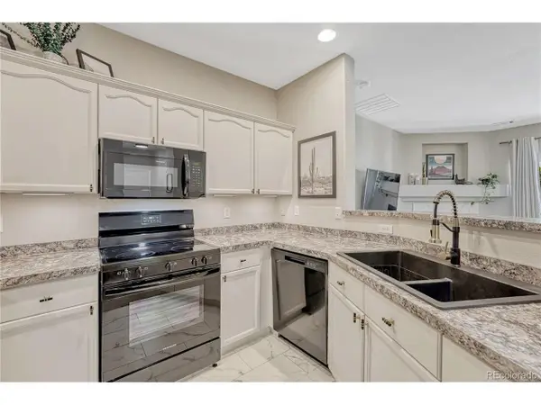 7409 S Alkire St #103, Littleton, CO 80127