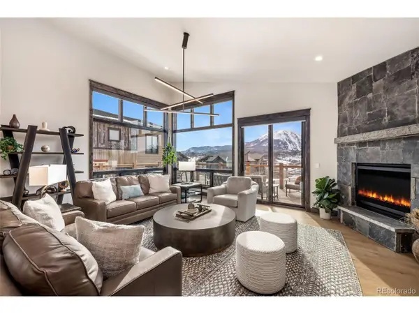 50 Fly Caster Ln, Silverthorne, CO 80498