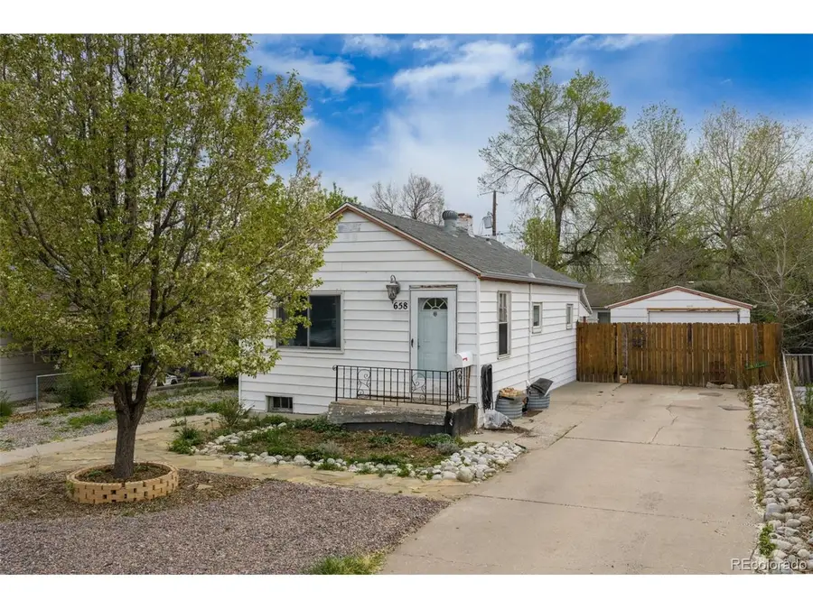 658 S Newton St, Denver, CO 80219 - #2