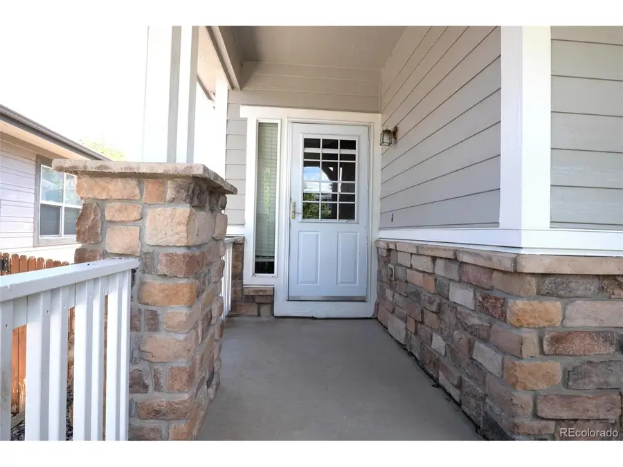 9764 Joplin St, Commerce City, CO 80022 - #3