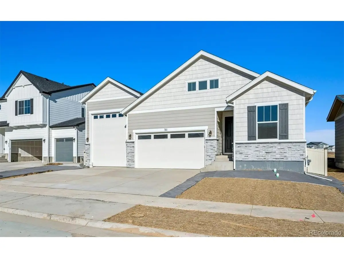311 Smith Ave, Keenesburg, CO 80643 - #1