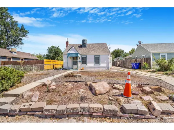 2086 Elmira St, Aurora, CO 80010