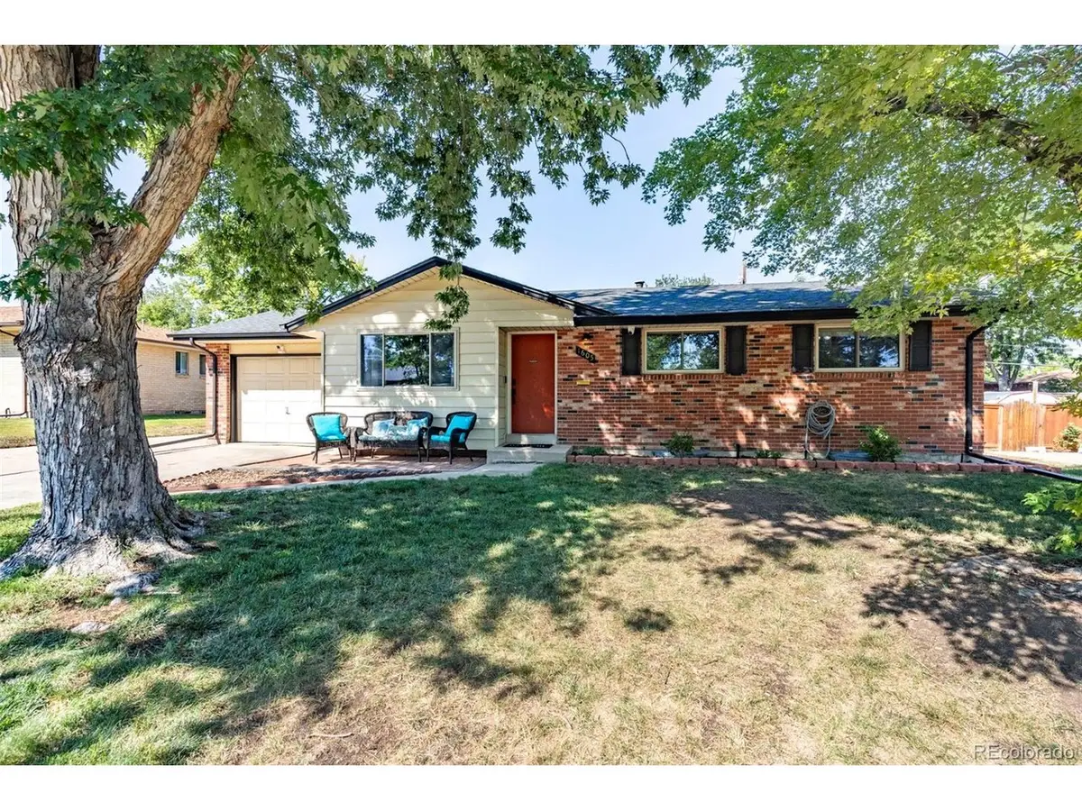 1605 S Cape St, Lakewood, CO 80232 - #1