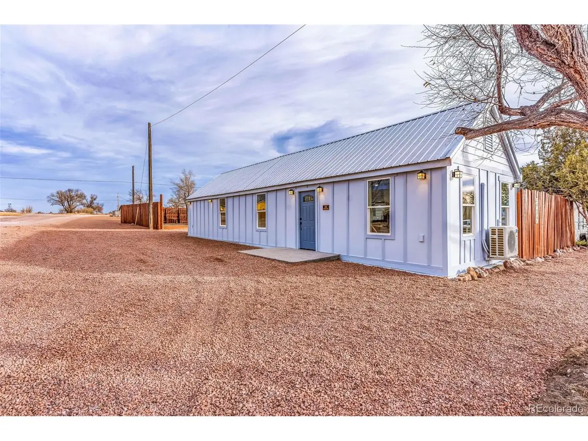 312 Fremont St, Penrose, CO 81240 - #1