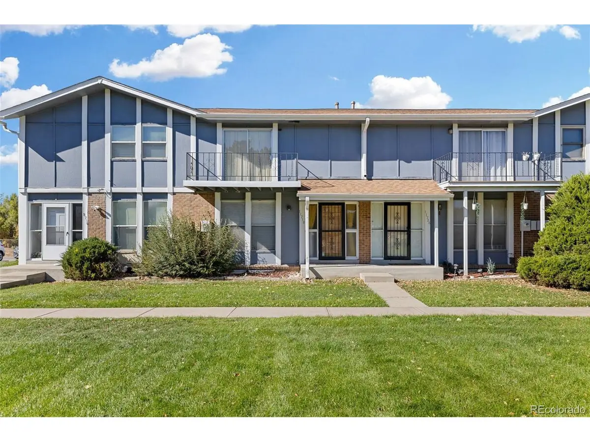 11718 E Canal Dr, Aurora, CO 80011 - #1