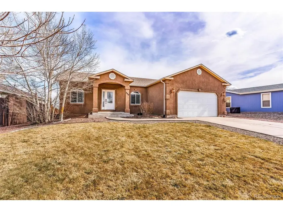 249 High Meadows Dr, Florence, CO 81226 - #2