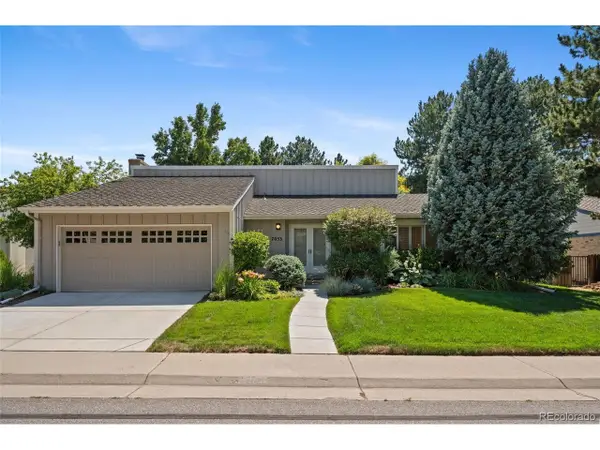 7053 S Oneida Cir, Centennial, CO 80112