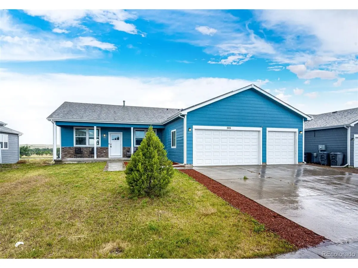 565 S 3rd Ave, Deer Trail, CO 80105 - #1