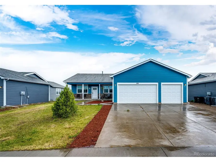 565 S 3rd Ave, Deer Trail, CO 80105 - #2
