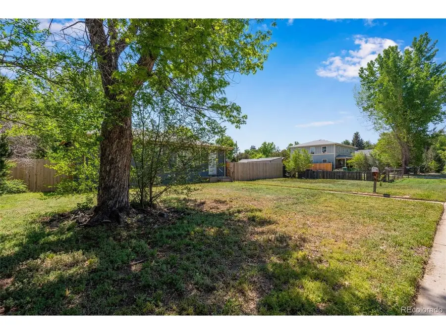 934 Linley Ct, Denver, CO 80204 - Image #3