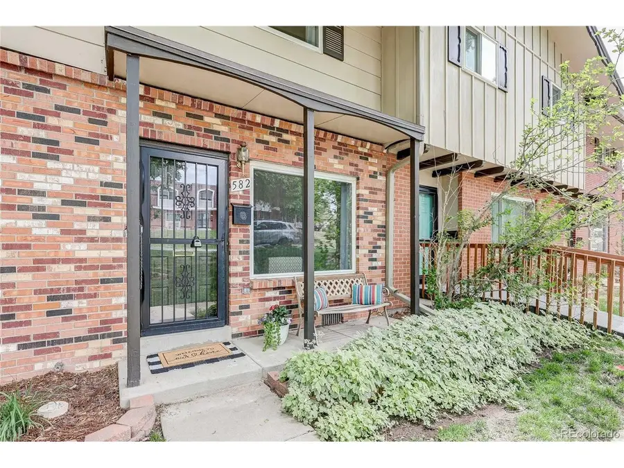 582 S Xenon Ct, Lakewood, CO 80228 - #3
