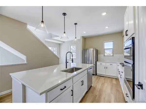 15294 W 68th Pl, Arvada, CO 80007