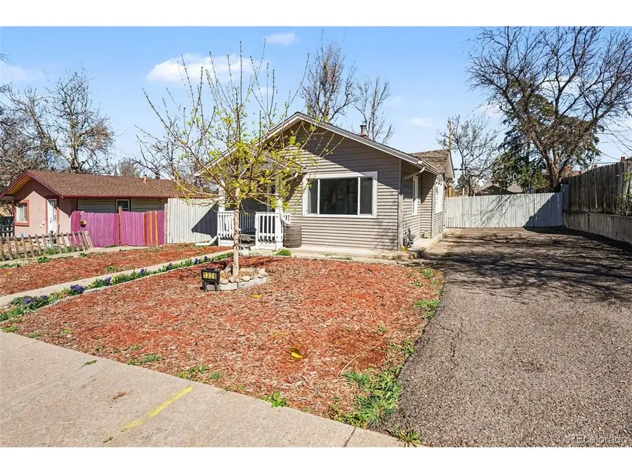 1328 Dayton St, Aurora, CO 80010 - #2