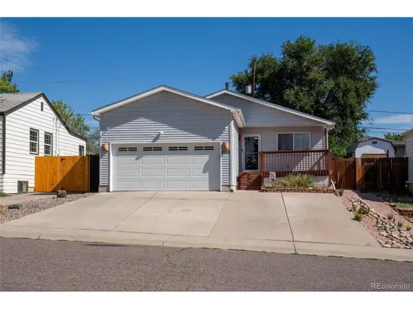 2339 W Hillside Ave, Englewood, CO 80110