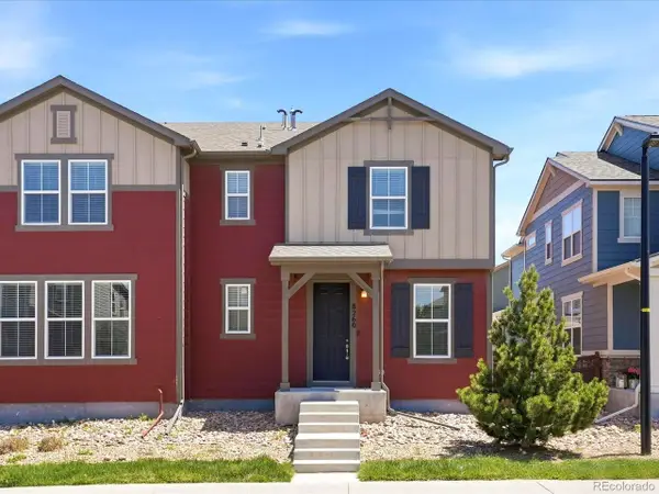 8260 S Trails Edge Ct, Centennial, CO 80112