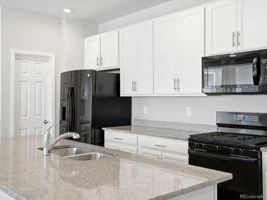 8260 S Trails Edge Ct, Centennial, CO 80112 - #3