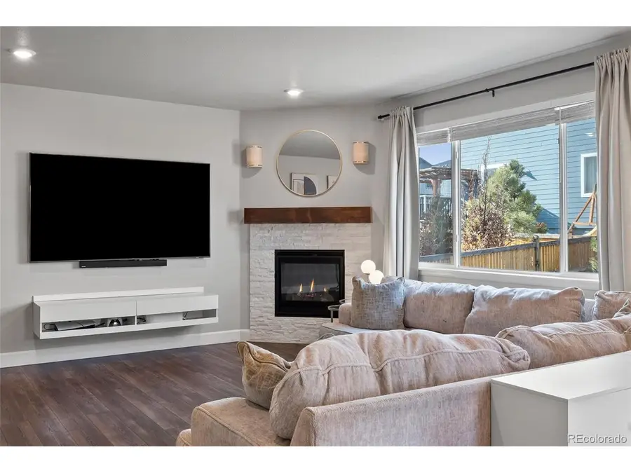 3807 Red Valley Ln, Castle Rock, CO 80104 - Image #2