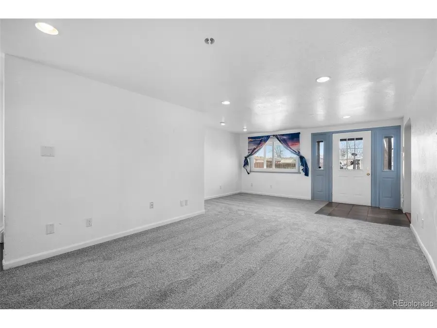 6540 Poplar St, Commerce City, CO 80022 - #3