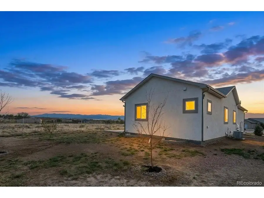 764 S Granito Vista Ln, Pueblo West, CO 81007 - #2