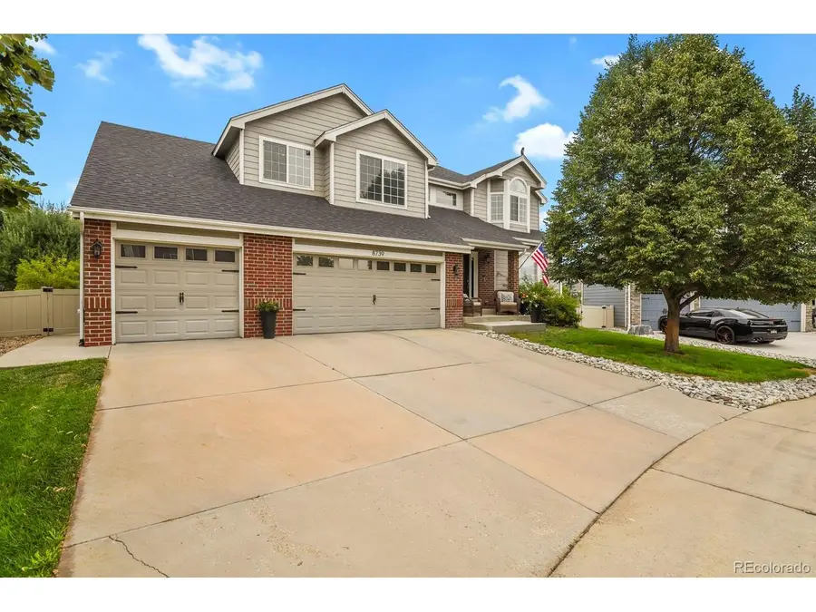 8739 Triple Crown Dr, Longmont, CO 80504 - #2
