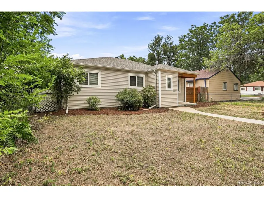 1908 Akron St, Aurora, CO 80010 - #2