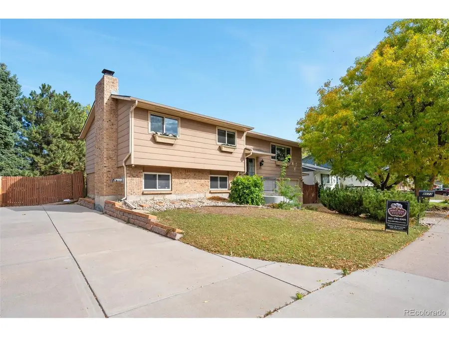 8673 W Swarthmore Pl, Littleton, CO 80123 - #2