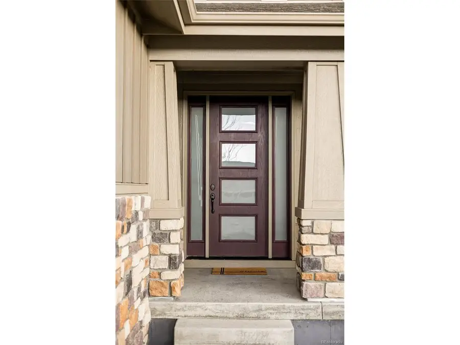 27500 E Lakeview Dr, Aurora, CO 80016 - Image #3