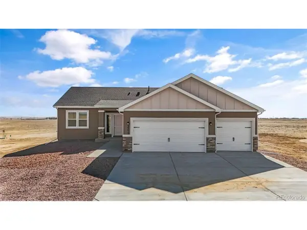 995 E Kirkwood Dr, Pueblo, CO 81007