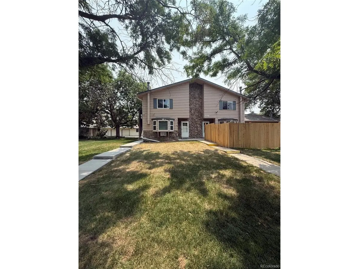 92 Newark St #C, Aurora, CO 80012 - #1
