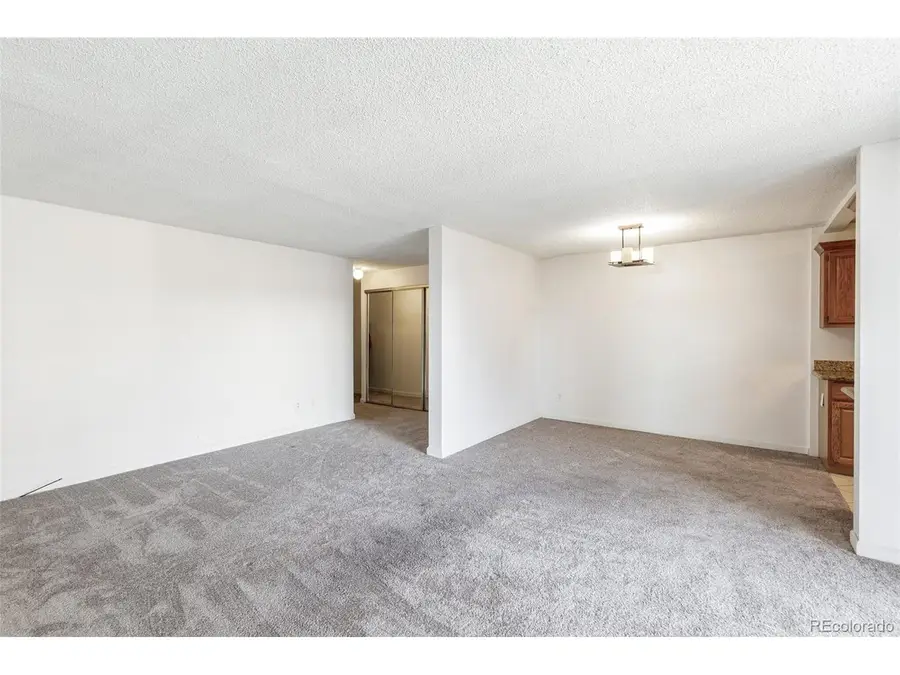 2 Adams St #1007, Denver, CO 80206 - #3