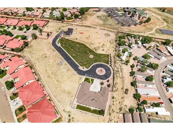 11 Aquila Dr, Pueblo, CO 81008