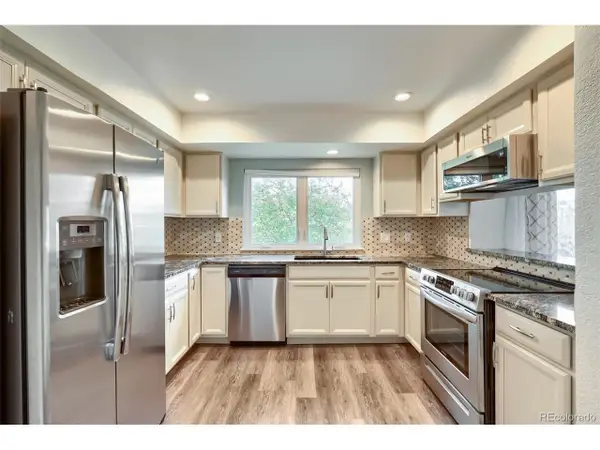 8898 Brompton Way, Parker, CO 80134