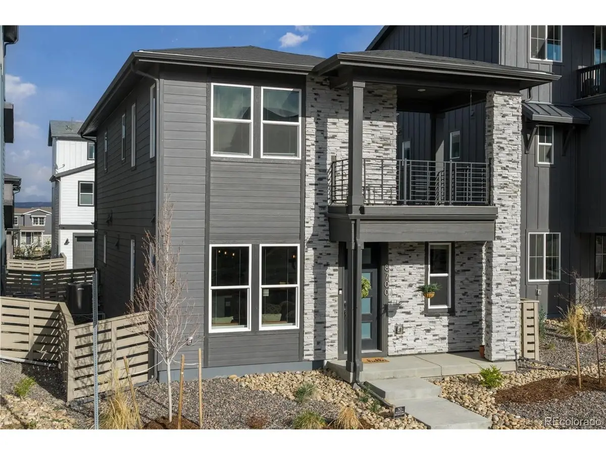 8700 Hotchkiss St, Littleton, CO 80125 - #1