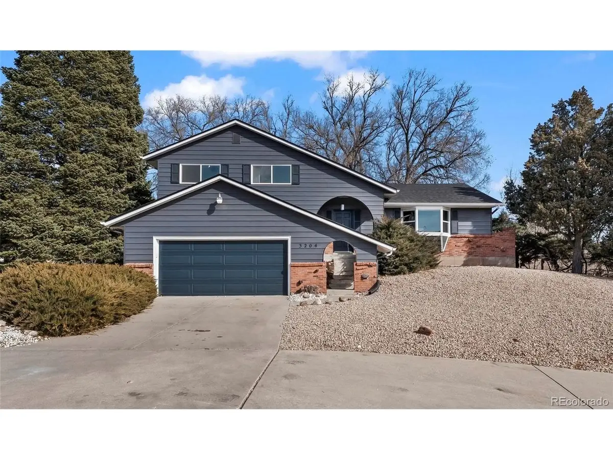 3204 Valley Hi Ave, Colorado Springs, CO 80910 - Image #1