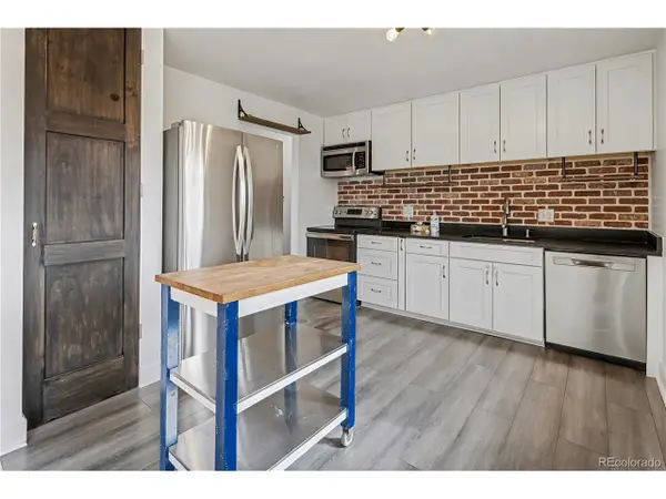 9142 Oberon Rd, Arvada, CO 80004