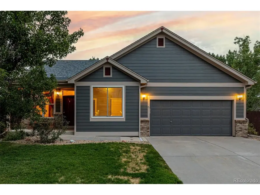 2002 Ance St, Strasburg, CO 80136 - #3