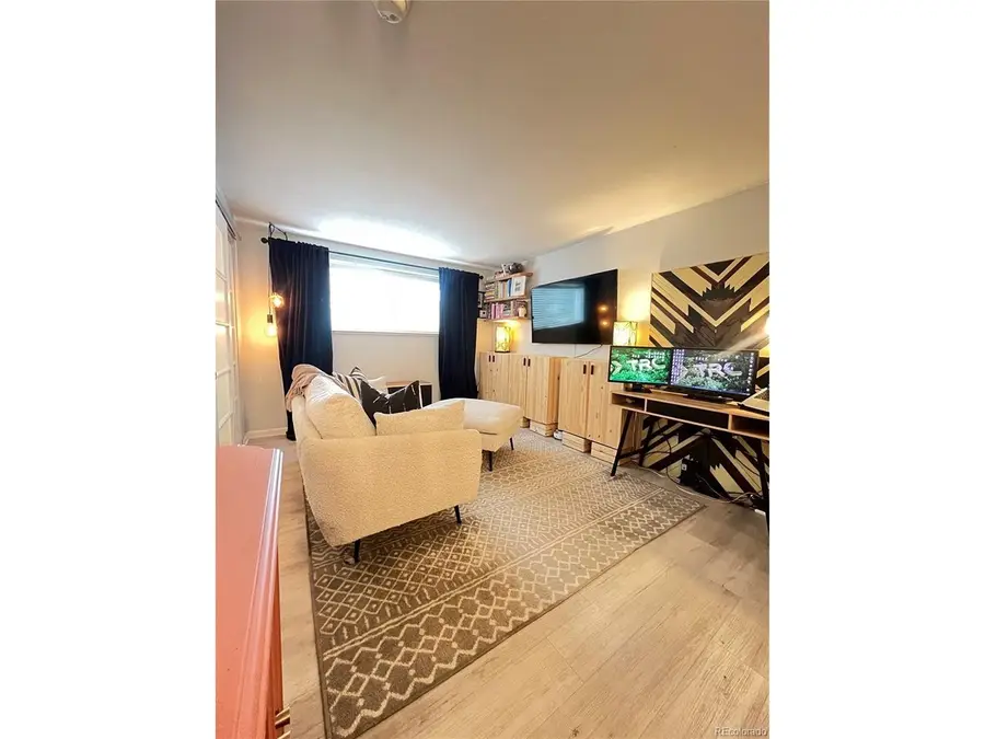 1032 N Clarkson St #102, Denver, CO 80218 - #3