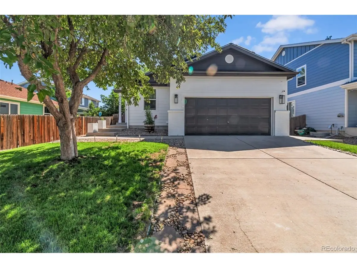 5564 Laredo St, Denver, CO 80239 - #1