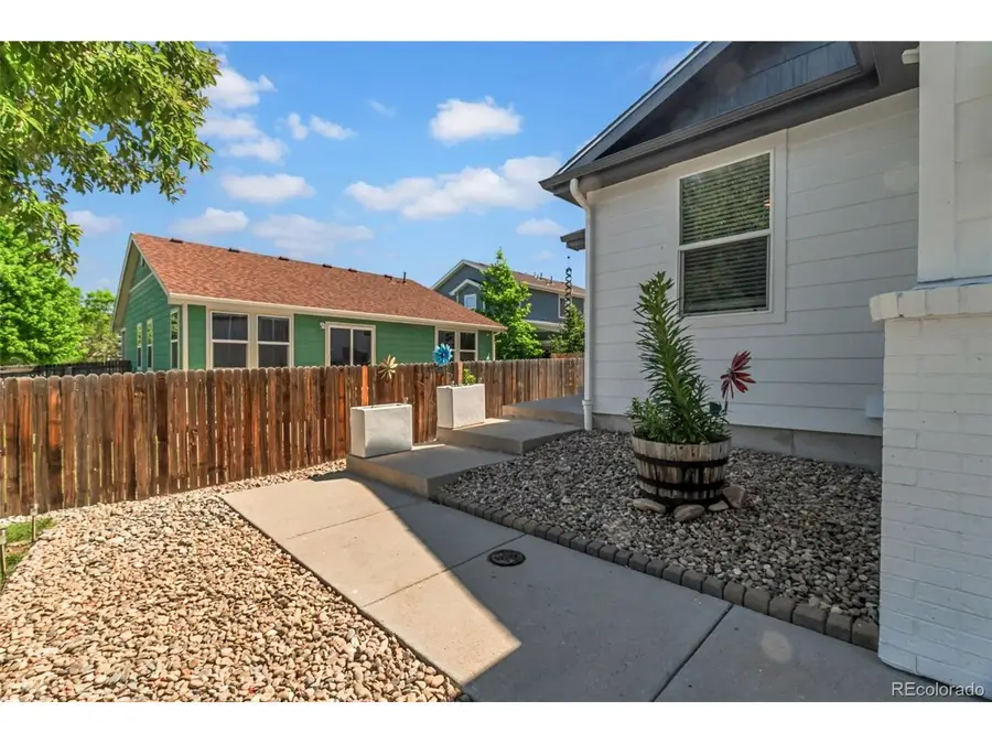 5564 Laredo St, Denver, CO 80239 - #3