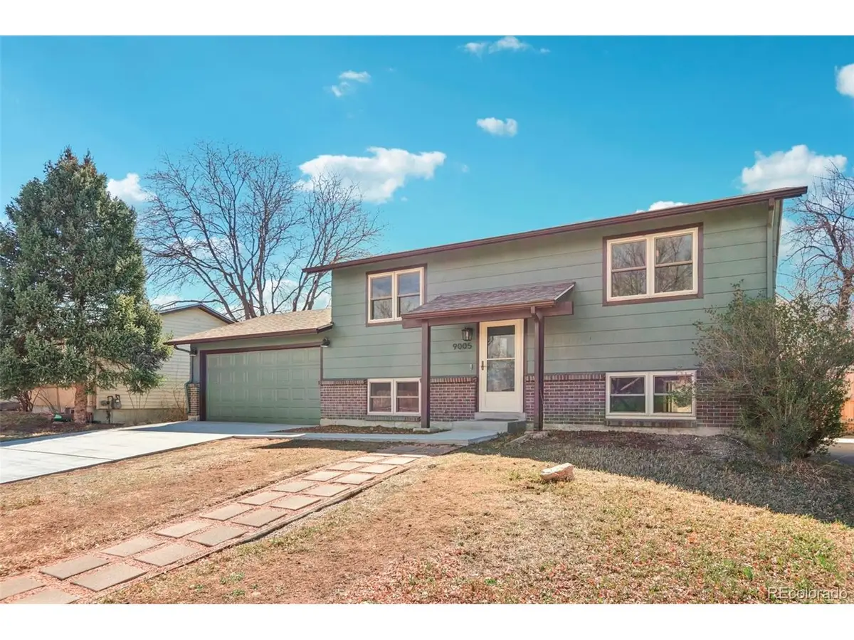 9005 Dudley St, Broomfield, CO 80021 - #1